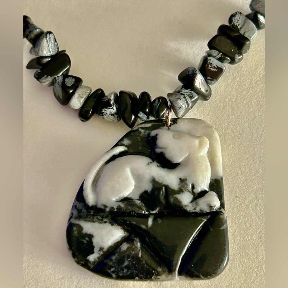 Vintage Necklace Lion Cub hand-carved Jasper stone, Snowflake Obsidian beads